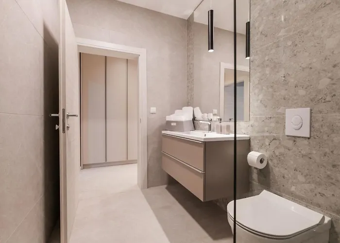 App Lacrima 1 With A Motorboat Apartman Silo (Krk)